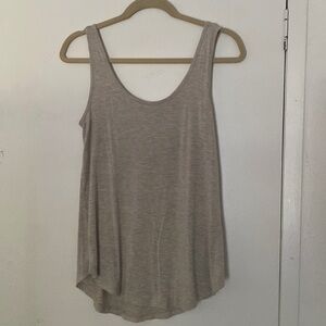 Carly Jean Los Angeles Oatmeal Tank size S
